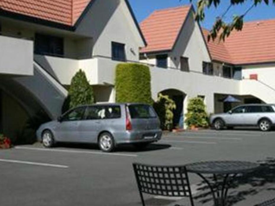Bella Vista Motel & Apartments Κράισττσερτς Εξωτερικό φωτογραφία